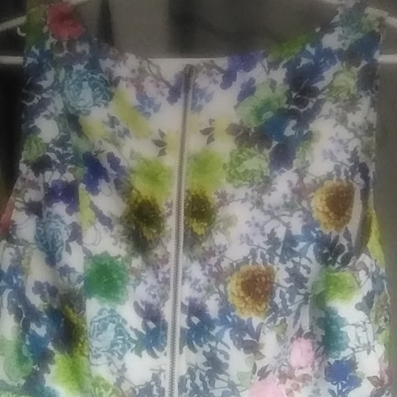 Sexy Florence dress by Darling - Picture 7 of 8